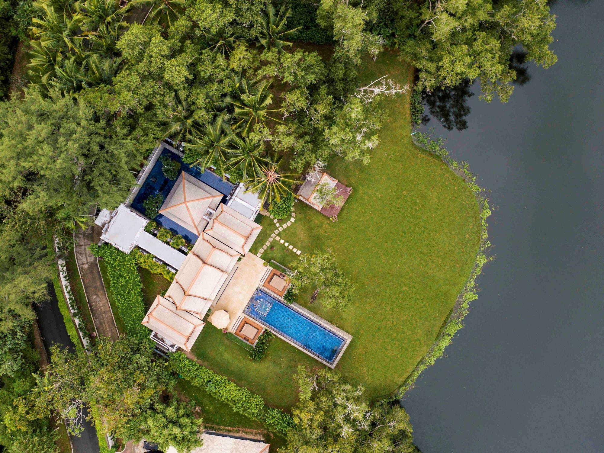 אתר נופש Banyan Tree Phuket 5*