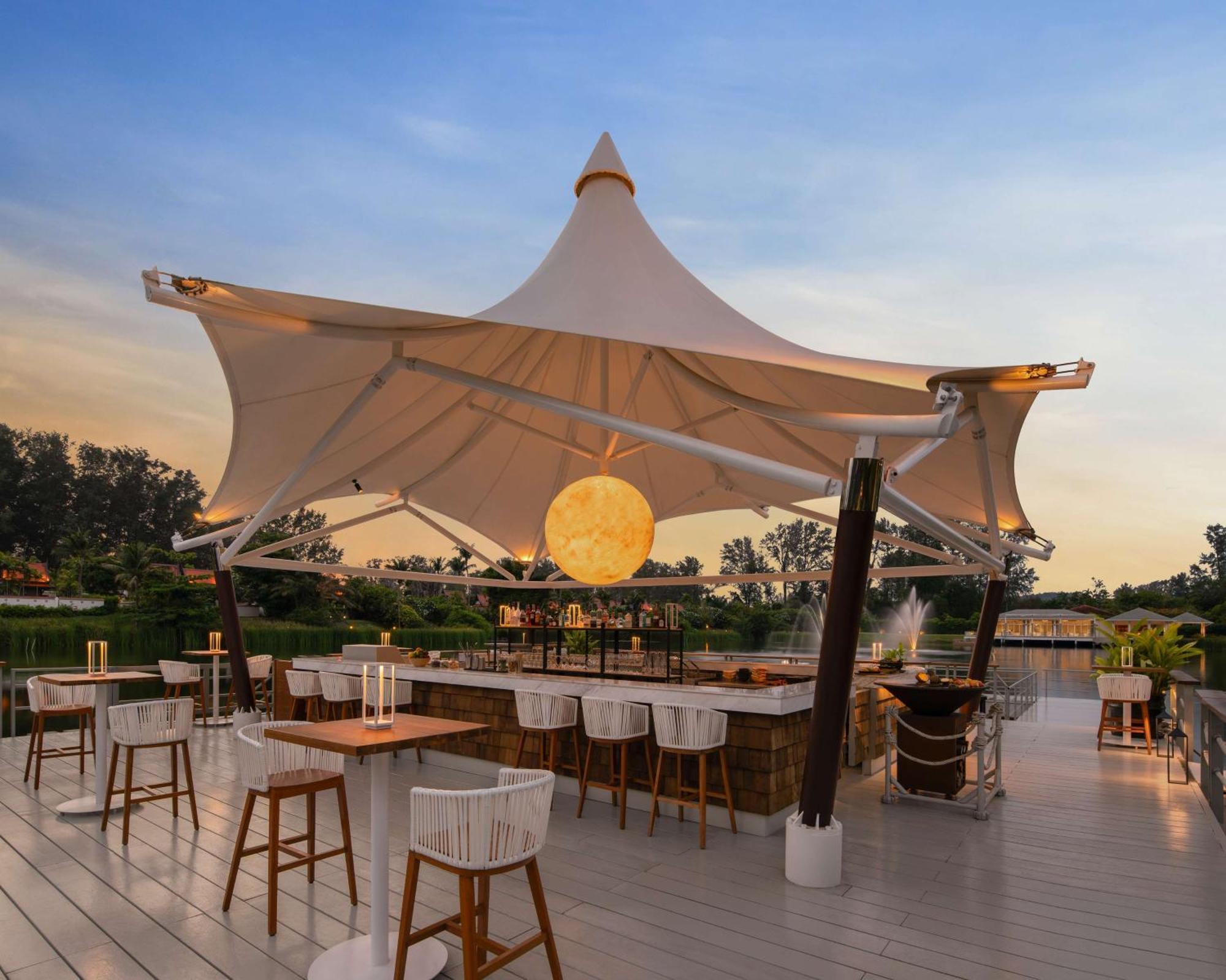 אתר נופש Banyan Tree Phuket 5*